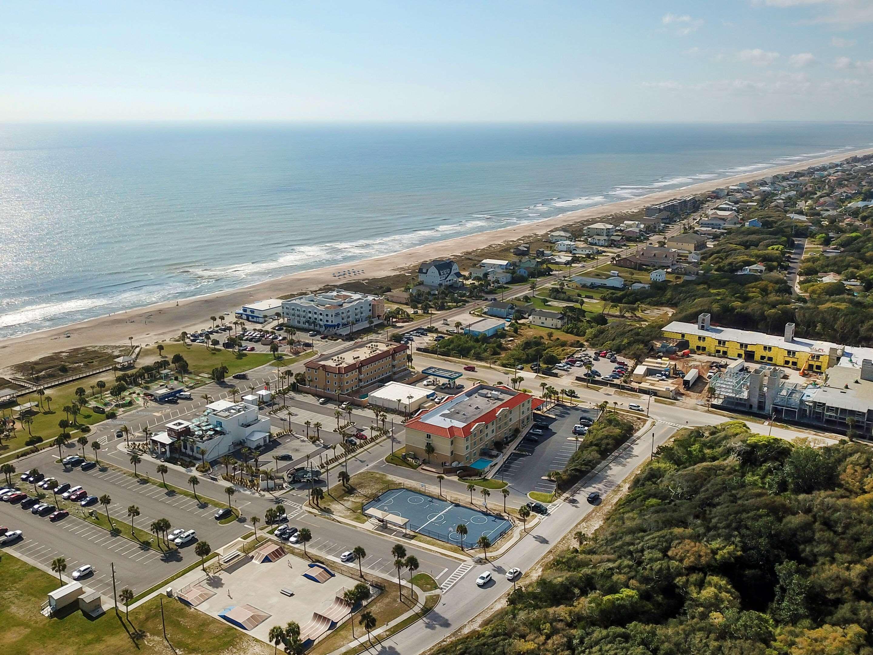 Surf And Sand Fernandina Beach At Amelia Island, Ascend Hotel Collection Bagian luar foto